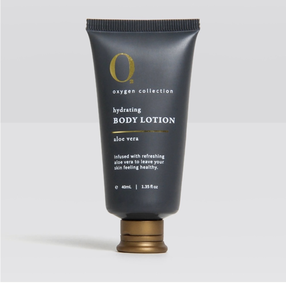 O2 OXYGEN COLLECTION • Aloe Vera Hydrating Body Lotion NEW 1.35 Oz